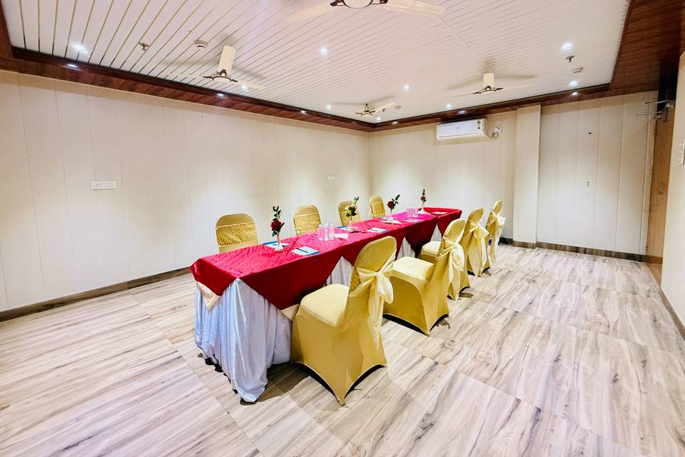 Golden Meet Hotel & Restaurant portfolio