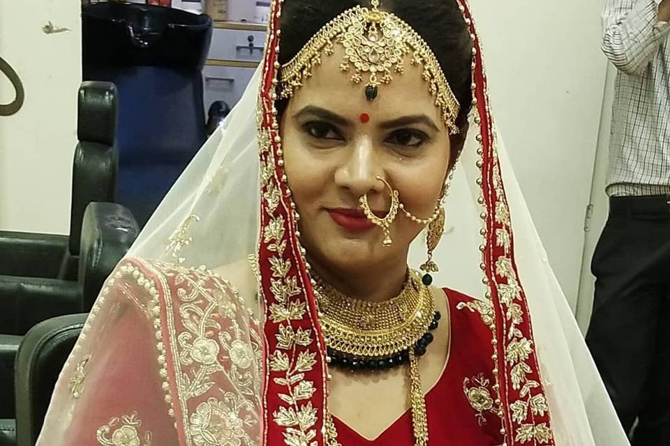 Bridal makeup