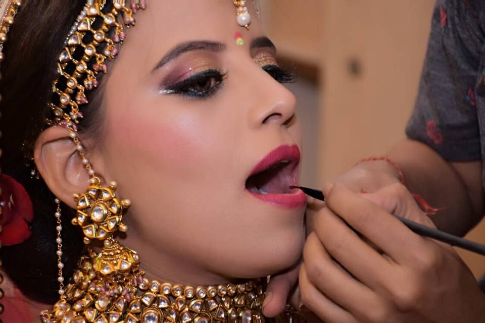 Rupal Thakkar Makeup Artist