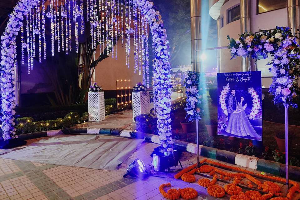 Entrance decor