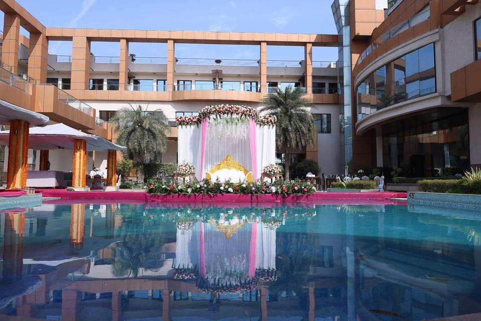 Banquet hall