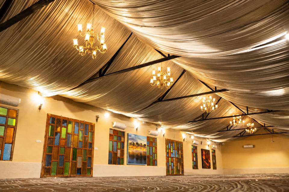 Banquet hall