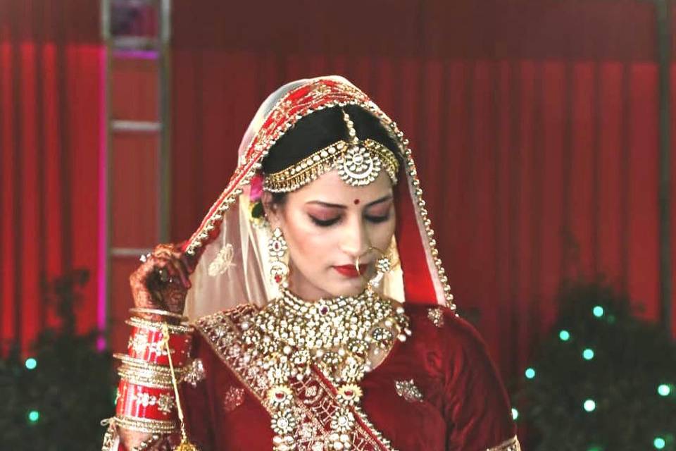 Bridal makeup