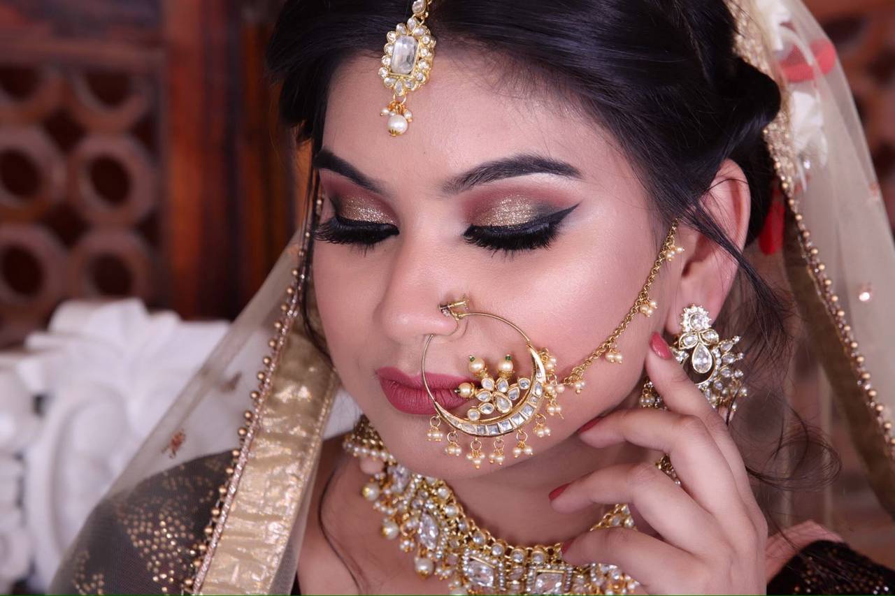Top Bridal Lehenga On Rent in Kaka Deo, Kanpur - Best Designer Lehengas On  Rent - Justdial
