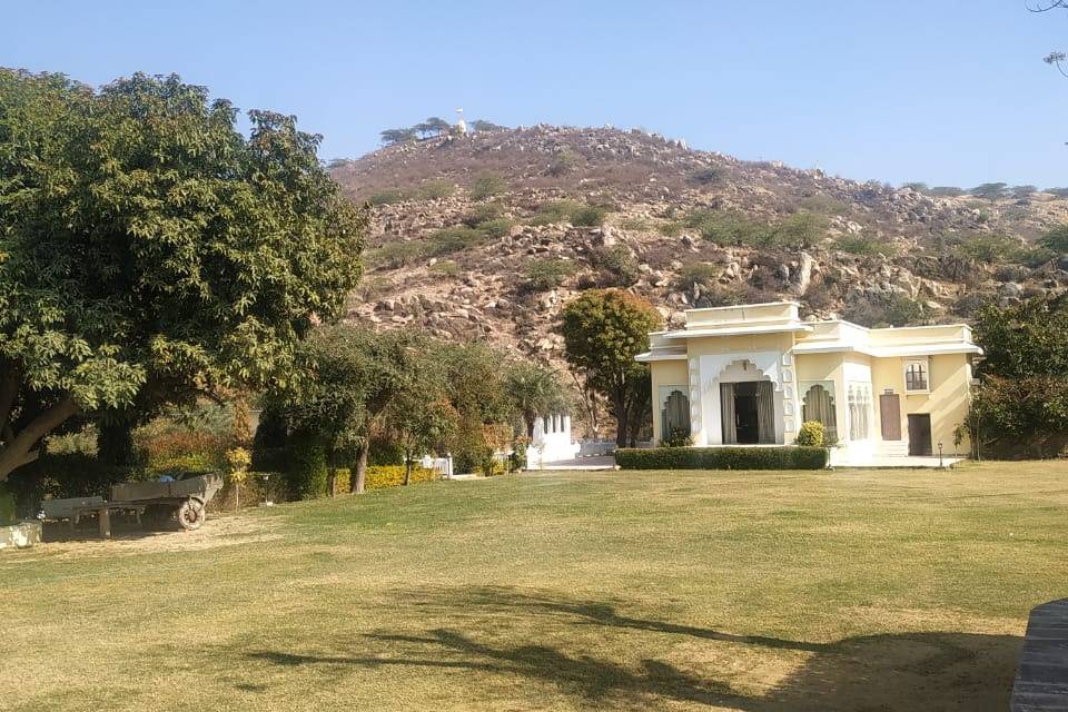 Hotel Rajbagh Palace, Jaipur