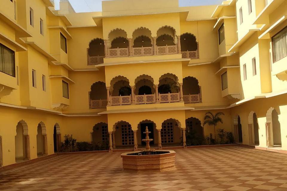 Hotel Rajbagh Palace, Jaipur