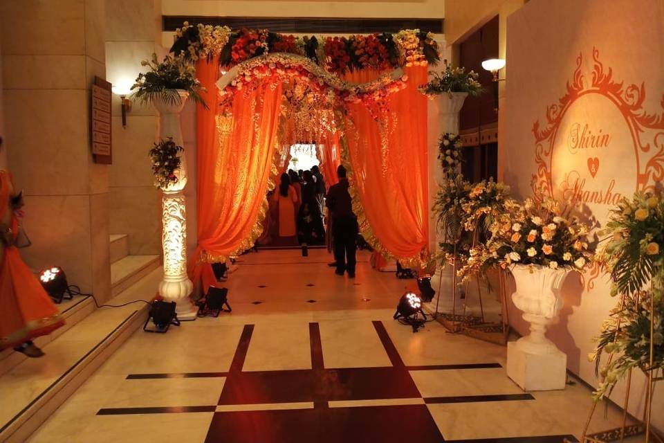 Entrance decor