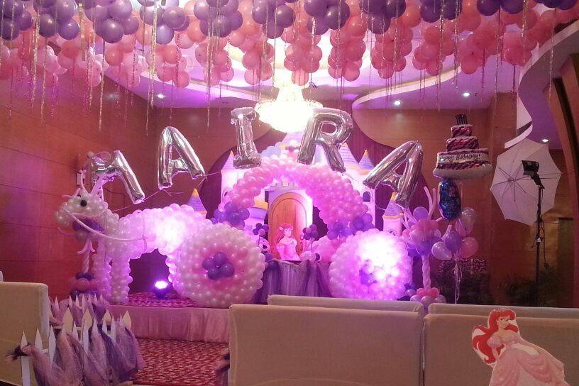 Balloon Decor