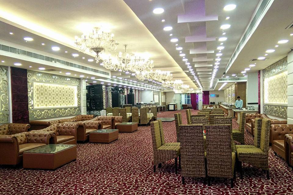 Banquet hall