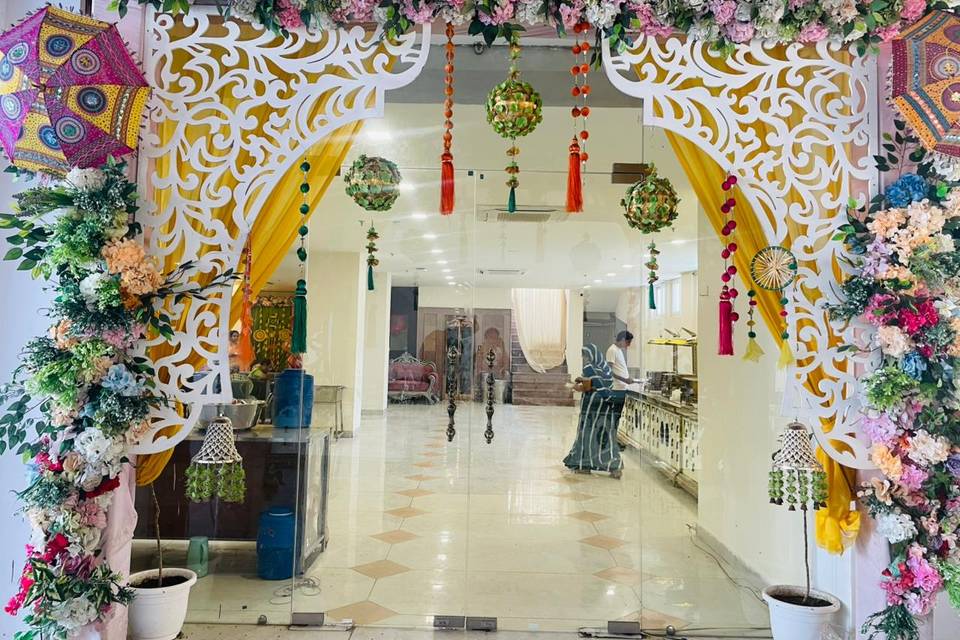 Entrance decor