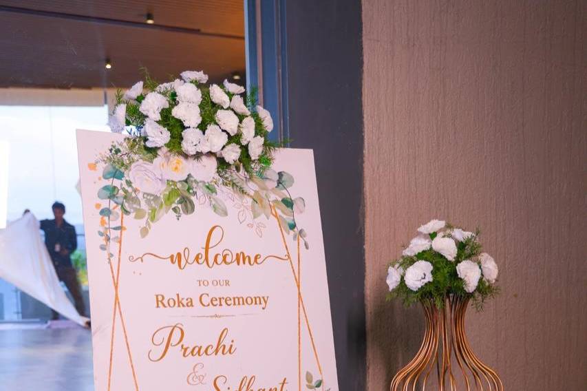 Entrance decor