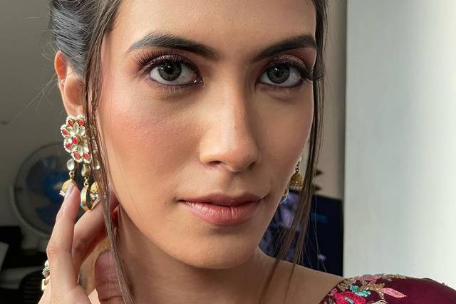 Prty makeup