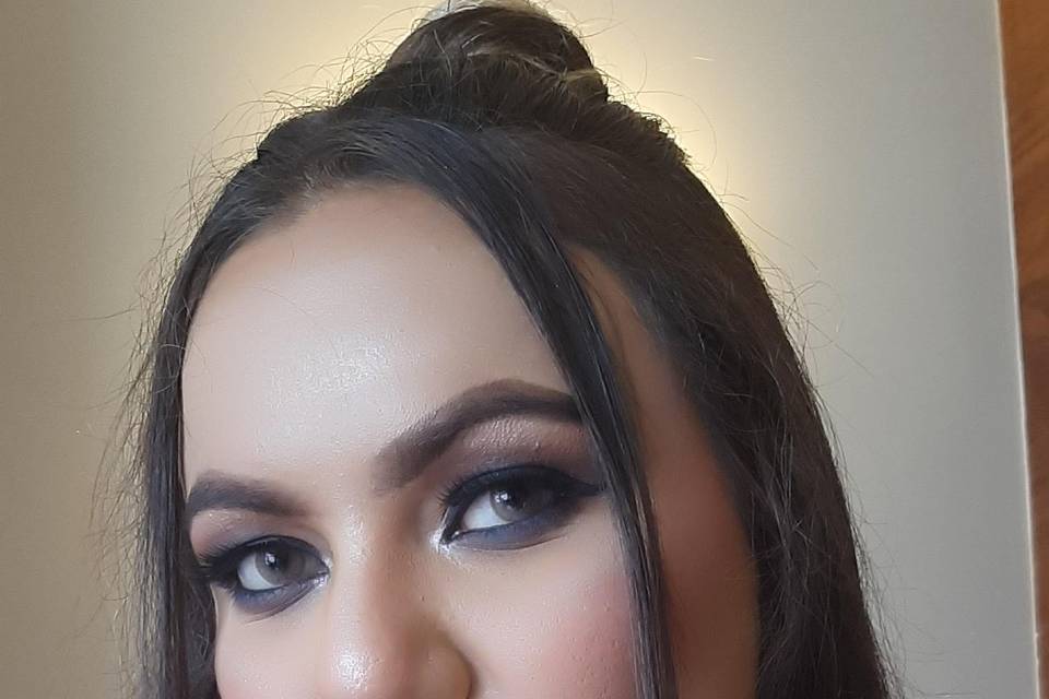 Party makeup