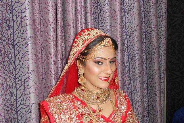 Bridal makeup
