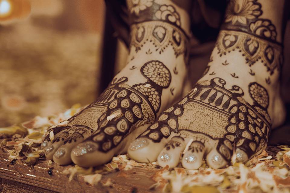 Mehandi Feet