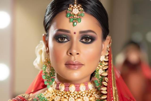 Saumya Gupta Makeovers