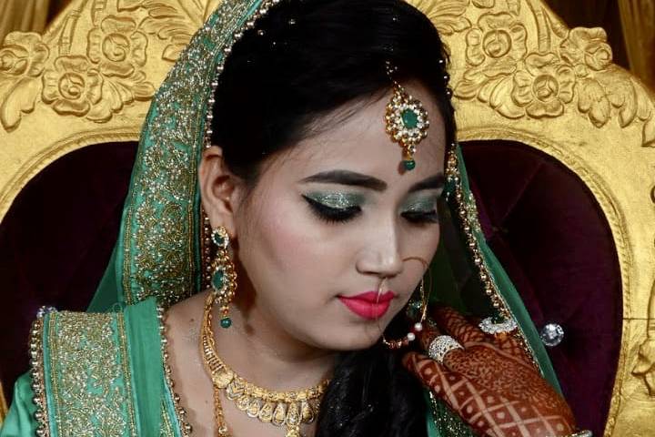 Saumya Gupta Makeovers