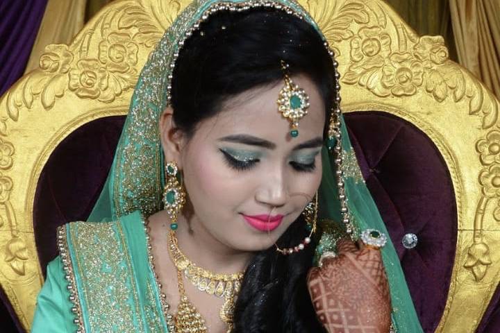 Saumya Gupta Makeovers