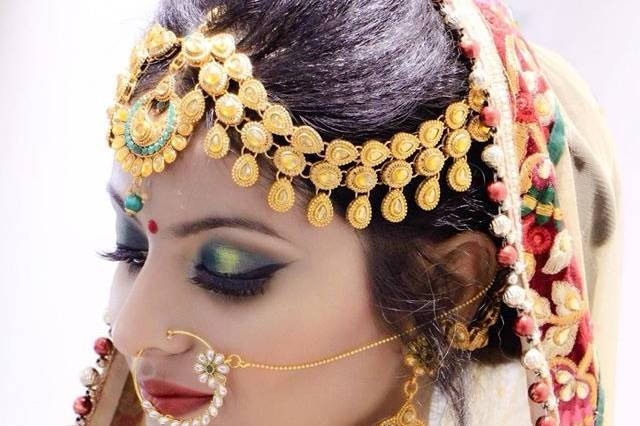 Bridal makeup