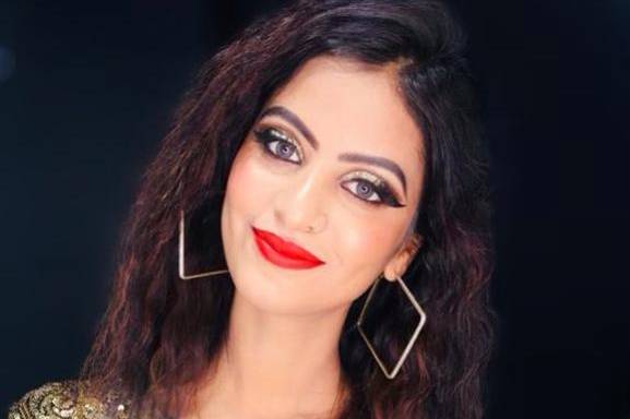 Saumya Gupta Makeovers