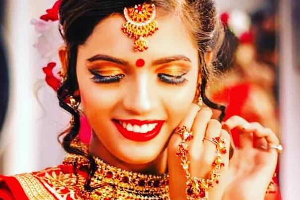 Bridal makeup