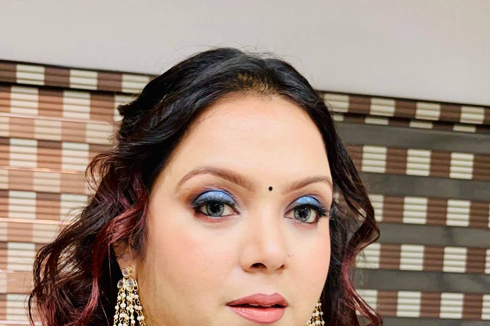 Party makeup