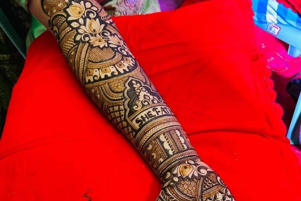 Harsh Mehandi Kala, Pune