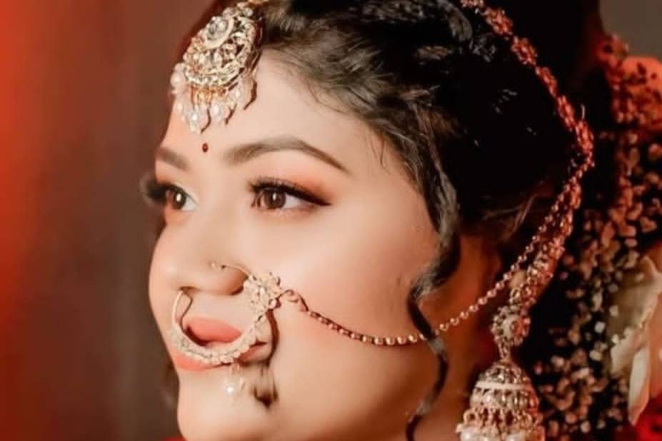 Nilu Makeup Artist