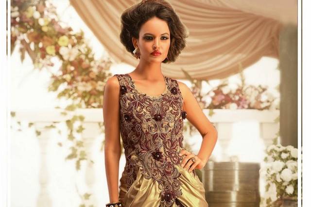 करवा चौथ और दीवाली के मोके पर स्पेशल| Designer Gown Collection, Gown Market  Chandni Chowk Delhi - YouTube