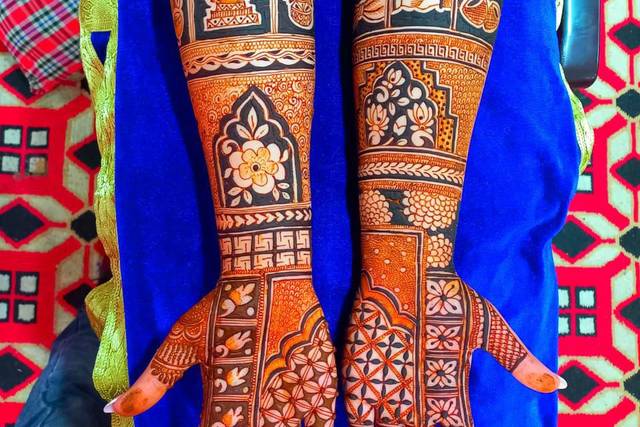 Arjun Mehandi Artist