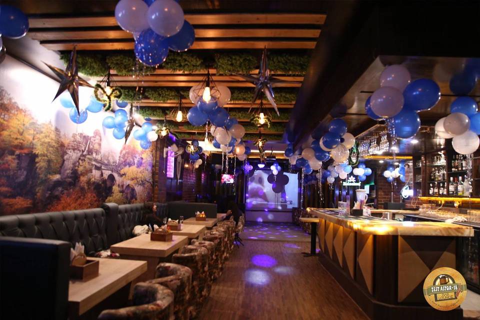 Zest Bar, Noida