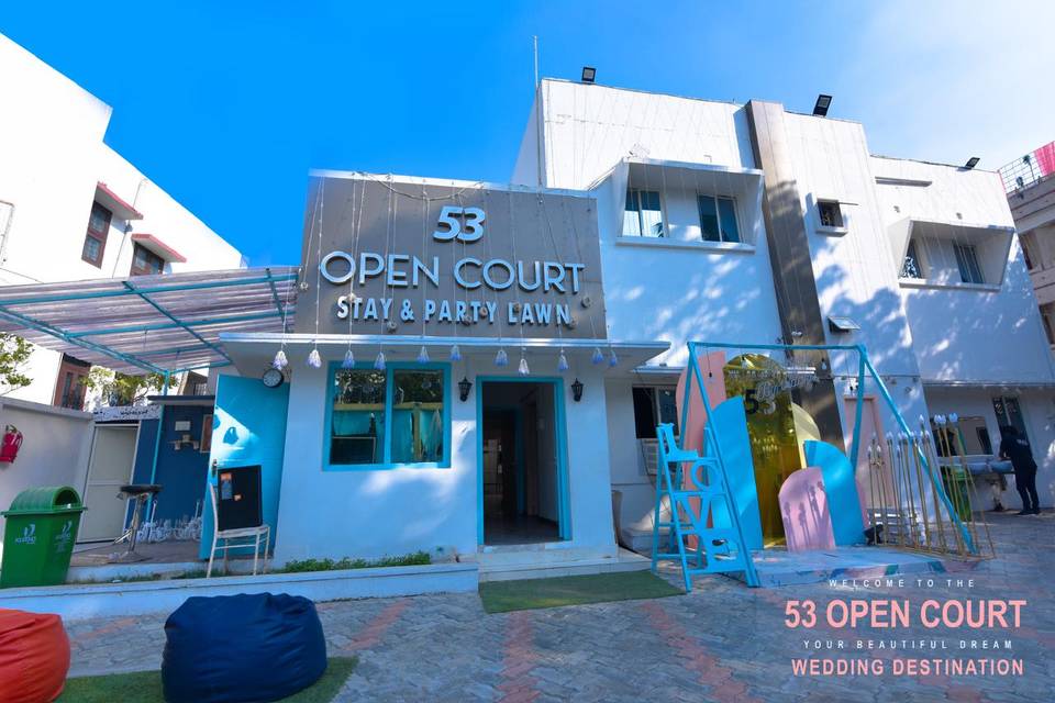 53 Open Court