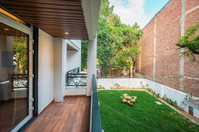 Lawn area
