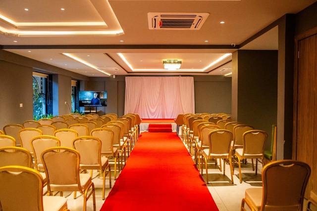 Banquet hall