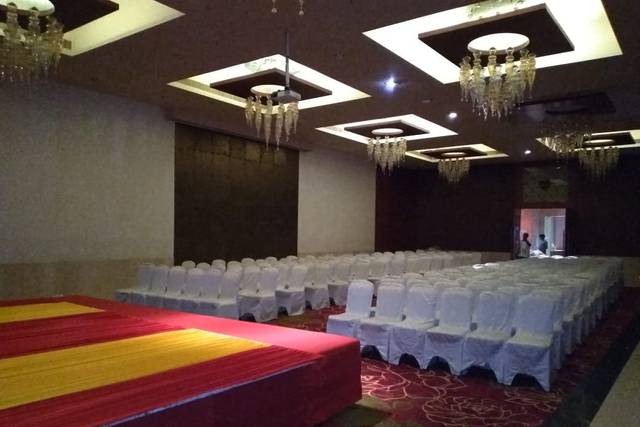 Ball room