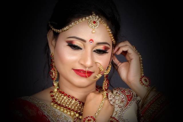 Poonam Makeovers