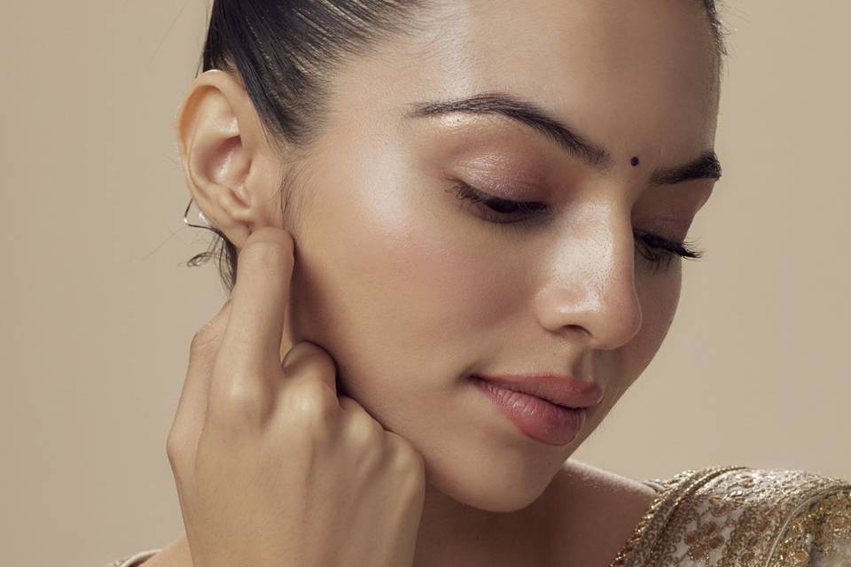 VIVINIA by Vidhi Mehra