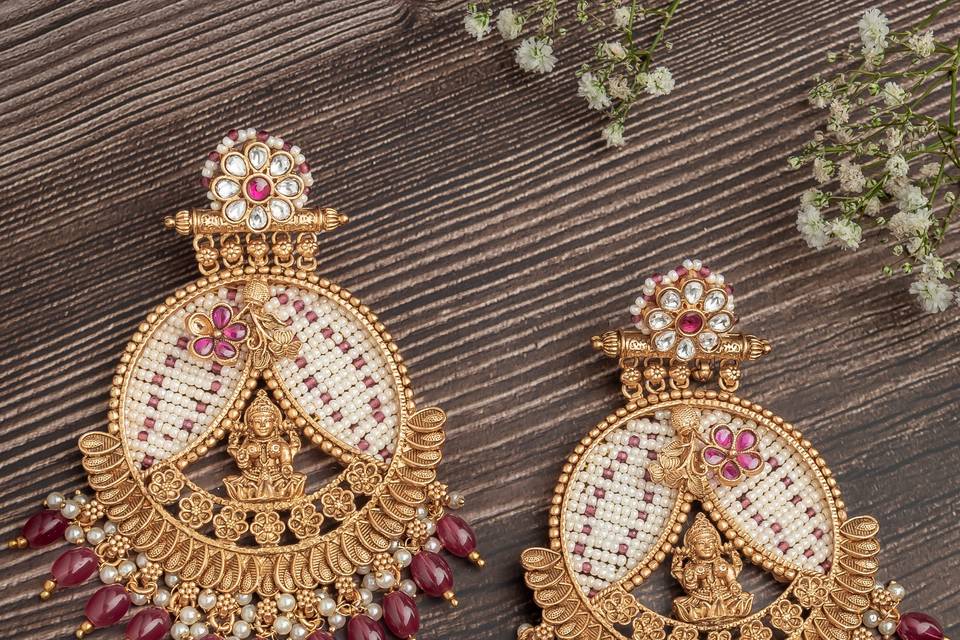 VIVINIA by Vidhi Mehra