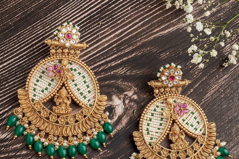 VIVINIA by Vidhi Mehra