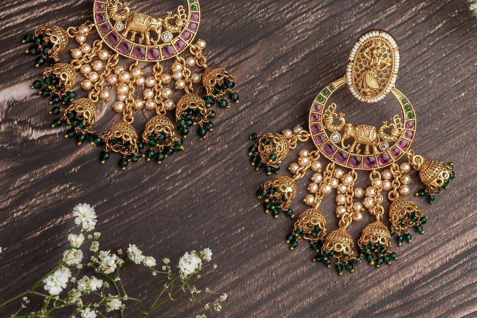 VIVINIA by Vidhi Mehra