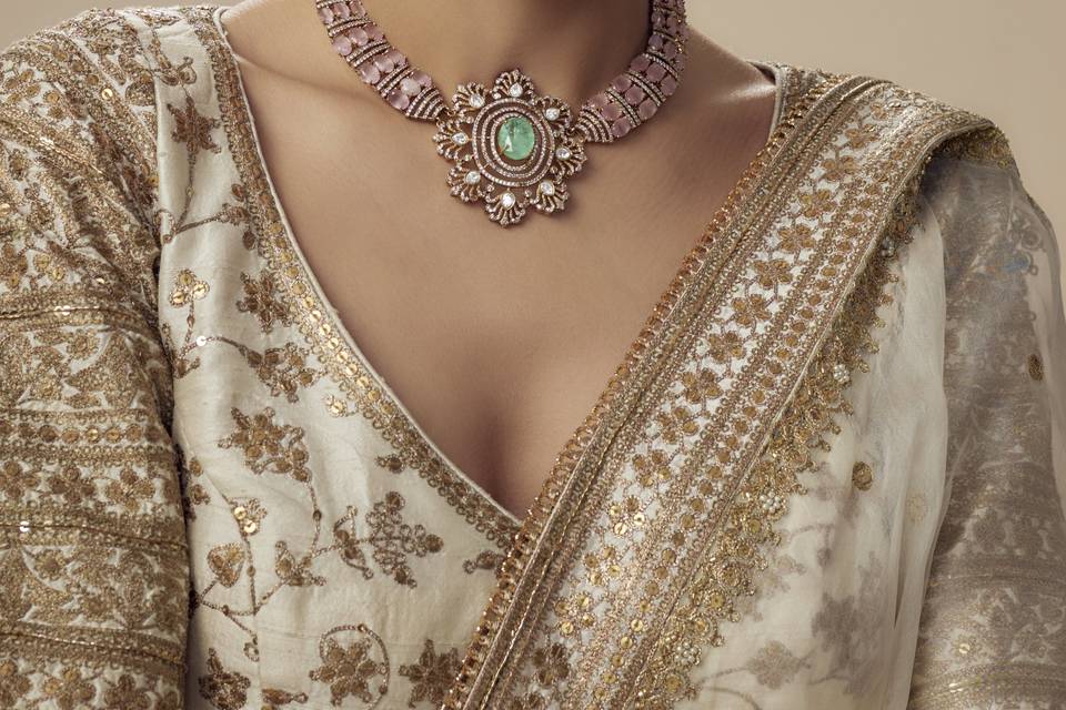 VIVINIA by Vidhi Mehra