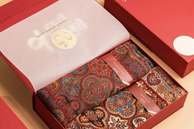 Gift hamper