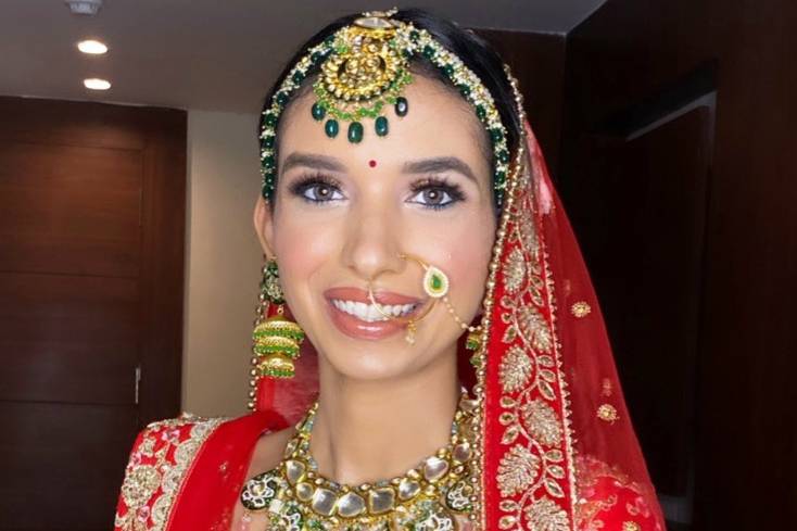 Salasar bride