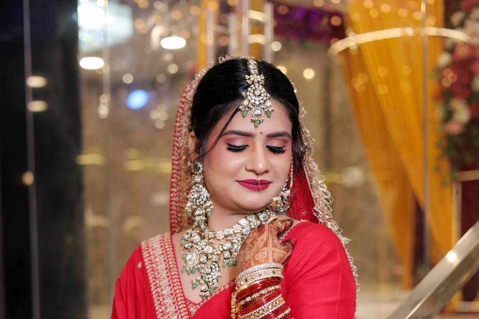 Bridal makeup