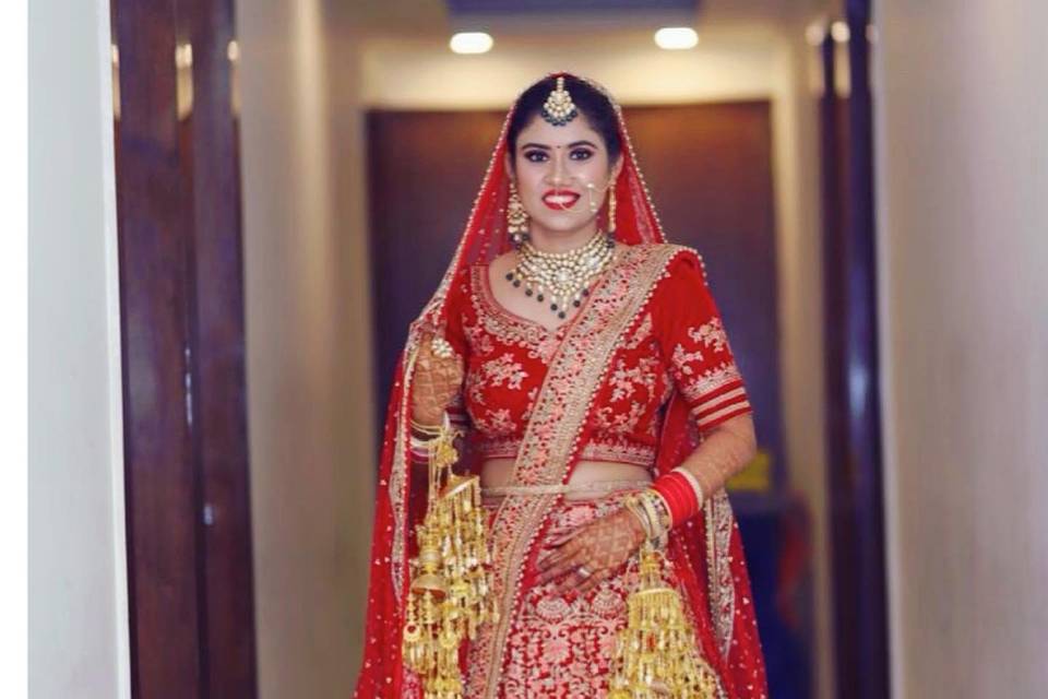 Red Bride Pallavi