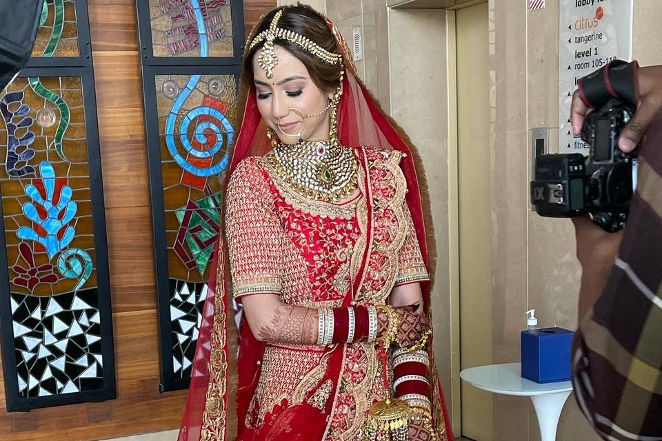 Roopali Talwar Makeup Artist