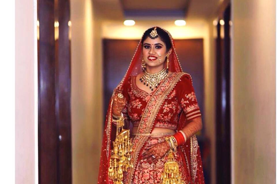 Red Bride Pallavi