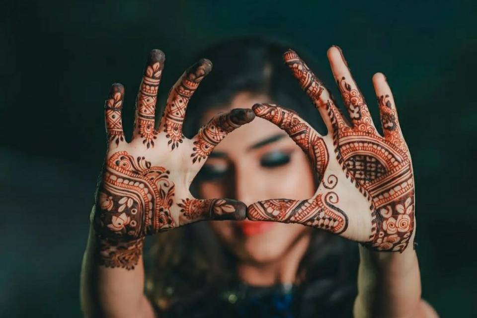 Mehndi laga ke rkhna