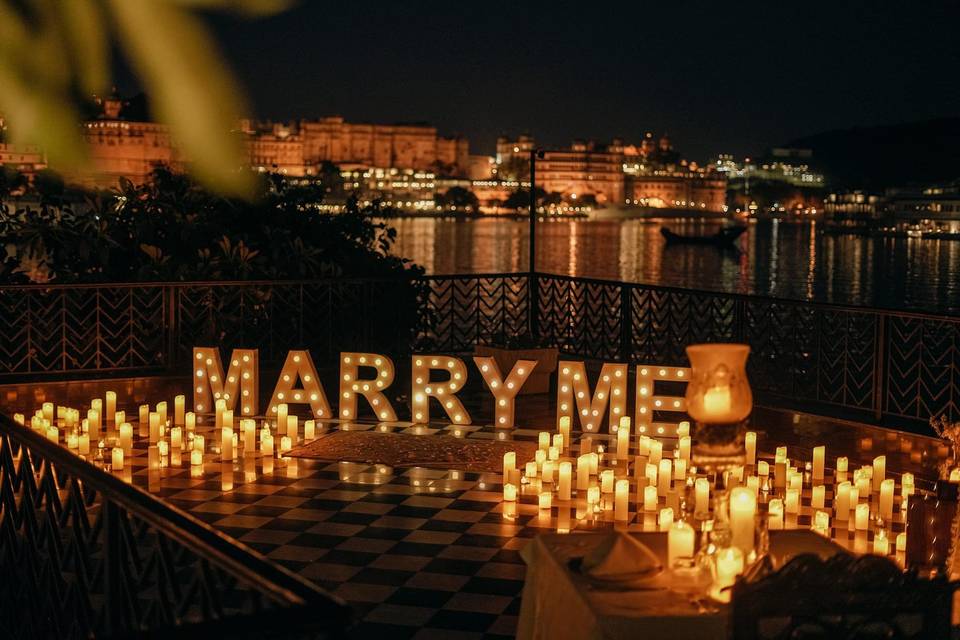 Wedding proposal planning in