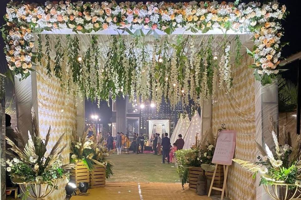 Entrance decor